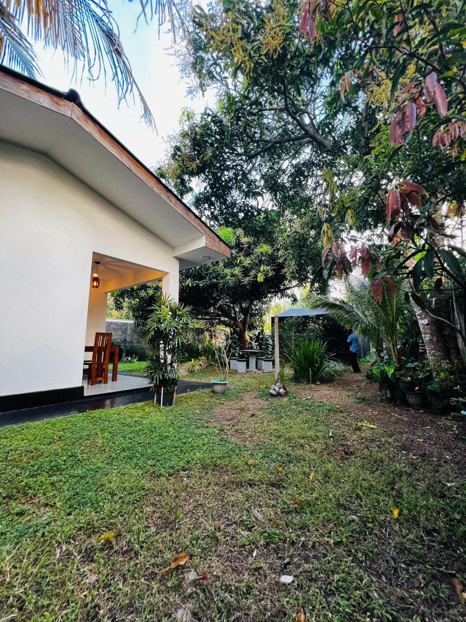Villa The Mango Retreat Mirissa Esterno foto